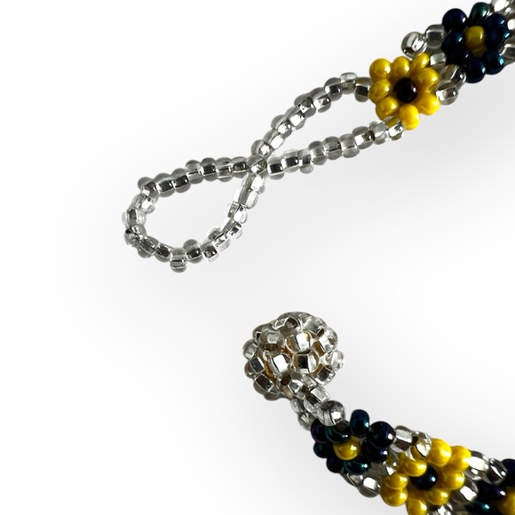 Mexican Handmade Beaded Bracelet - Picture 4 of 5